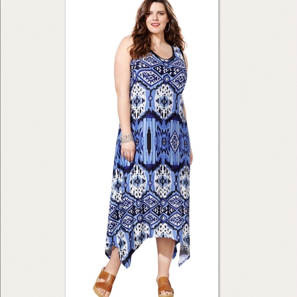 Avenue Maxi Dress 💙 - Picture 1 of 7